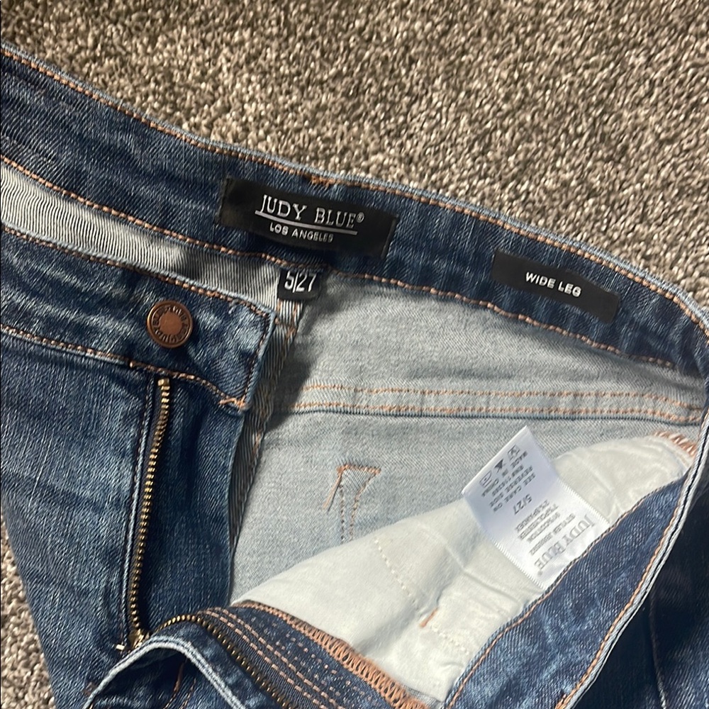 Judy Blue Ankle Cropped Blue Jeans - Picture 3 of 3